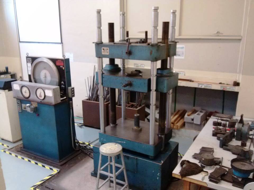 Laboratorio de Resistencia de Materiales
